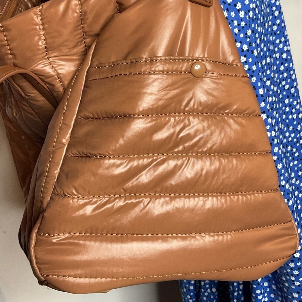 Lee Mocha Brown Quilted Puffer Crossbody Multi Pocket Duffle Bag - Picture 2 of 7
